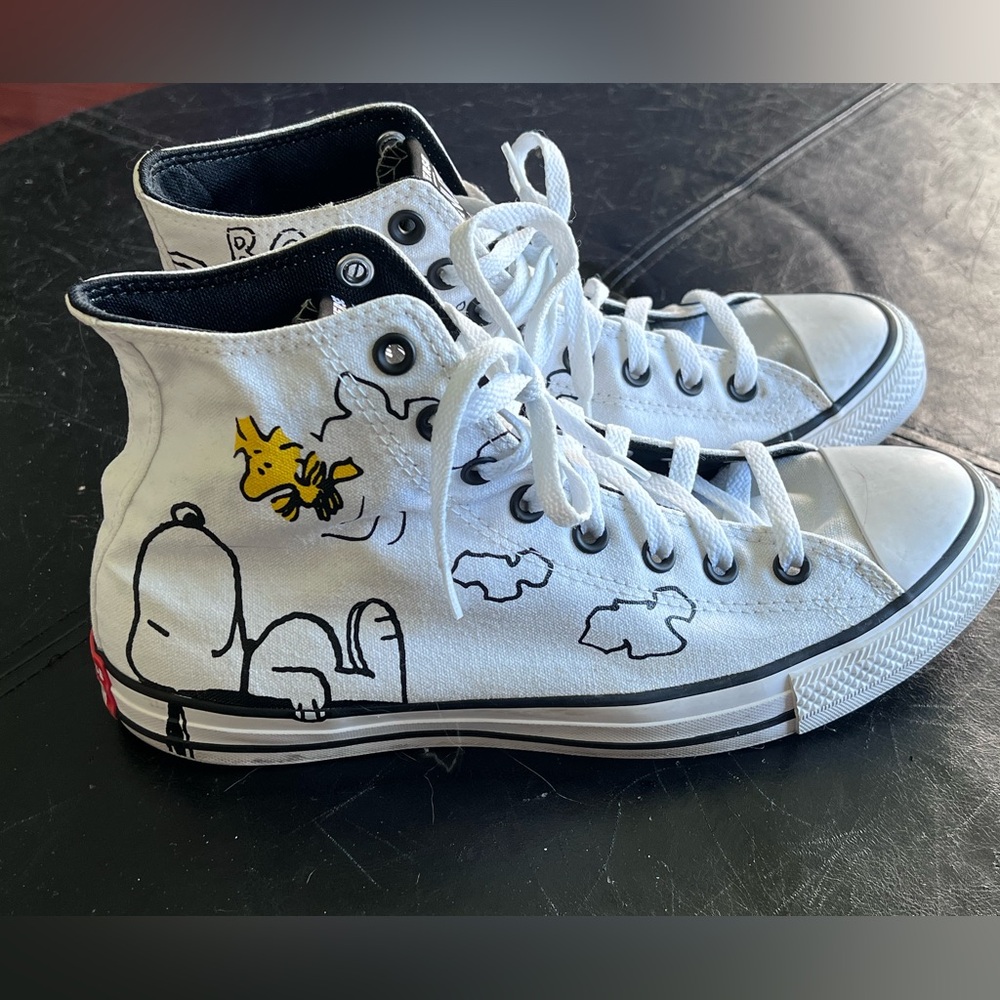 Limited Edition Peanuts x Converse Chuck Taylor Snoopy Woodstock Men's Size 9.5